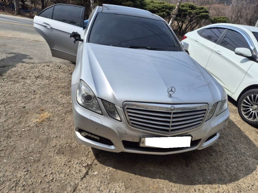 2010 Benz E-Class W212 E300 Elegance (137388) pre-producted