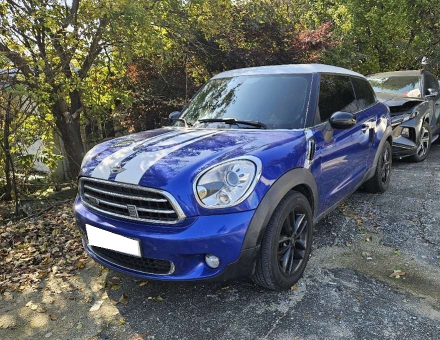 2013 MINI Cooper D Paceman (M95208) pre-producted