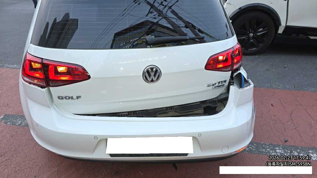 2015 Volkswagen Golf 7th generation 2.0 TDI (357326) pre-producted