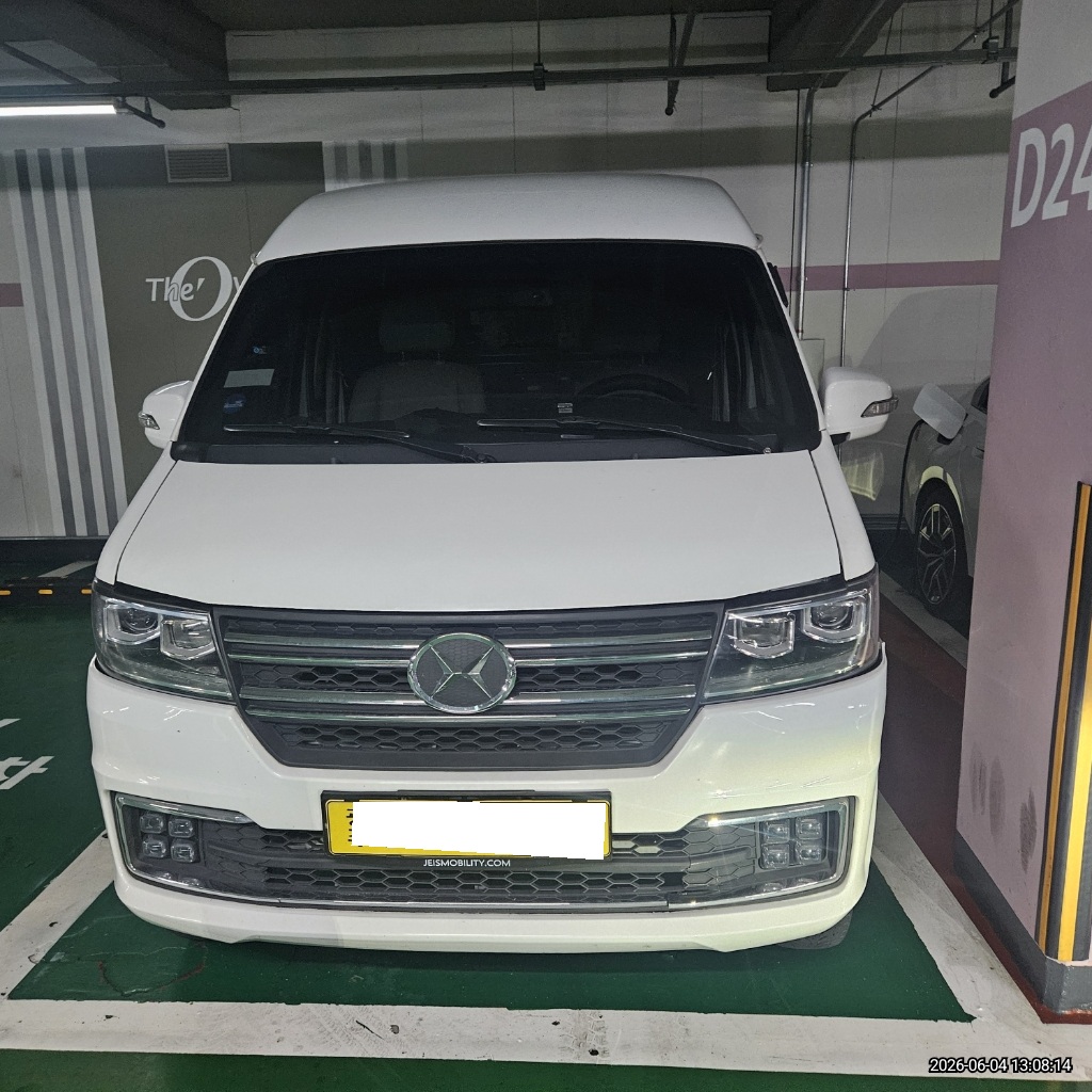 2023 ET VAN 2seats van (001259) pre-producted
