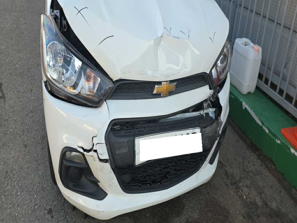 2018 The Next Spark C-TECH passenger van (002896) pre-producted