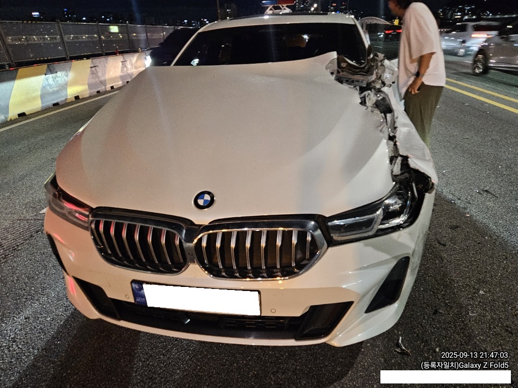 2023 BMW 6 Series GT (G32) 620d M Sport (M25612) pre-producted