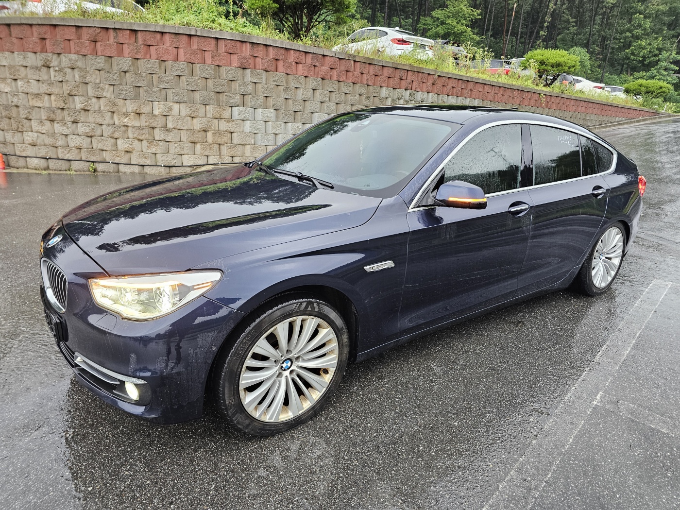2014 BMW 5 Series GT (F07) GT 30d xDRIVE (S/N: 926476)