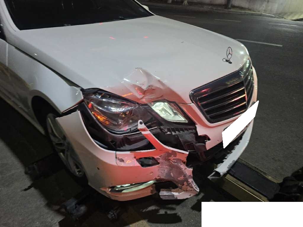 2013 Benz E-Class W212 E220 CDI Avantgarde (765269) pre-producted