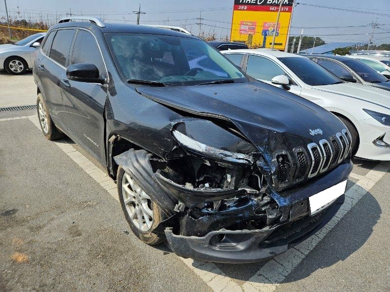 2016 Jeep Cherokee (KL) 2.4 Longitude AWD (378897) pre-producted