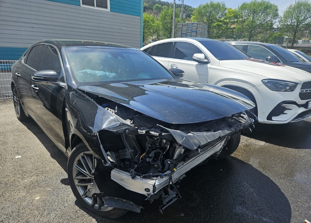 2020 The K9 3.8 GDI AWD Platinum II (020210) pre-producted