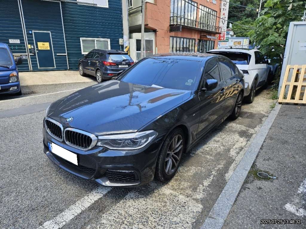 [SOLDOUT]2017 BMW 5 Series (G30) 520d xDrive M Sport Plus (850138) pre-producted