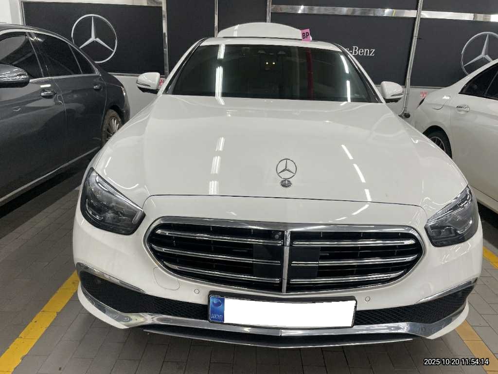 [Reserved]2023 Benz E-Class W213 E250 Avantgarde (176894) pre-producted
