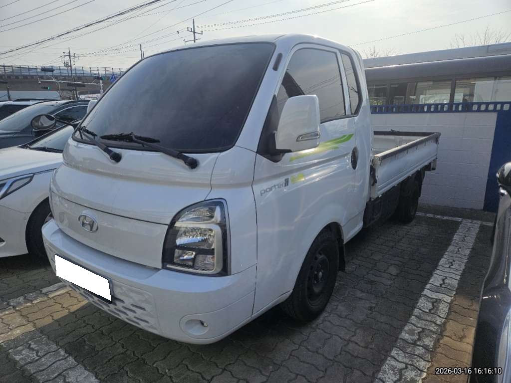 2021 Porter 2 (EV) 1.0-ton Super Cab Premium Special (008340) pre-producted