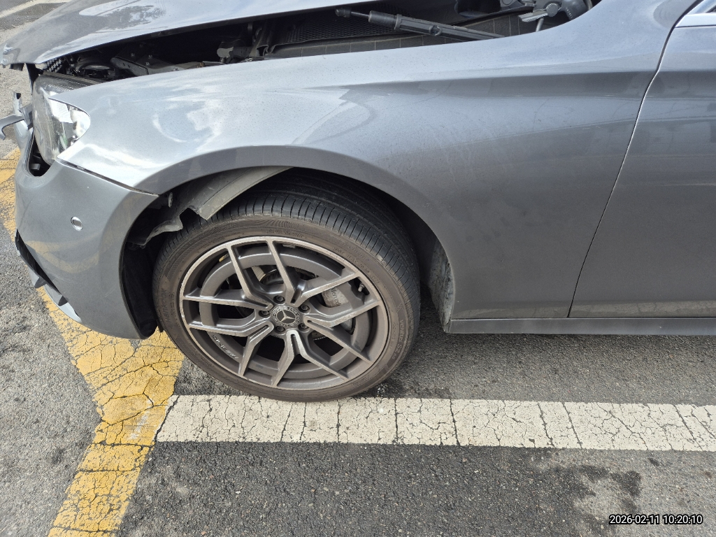 [SOLDOUT]2021 Benz E-Class W213 E220d 4MATIC AMG (910657) pre-producted