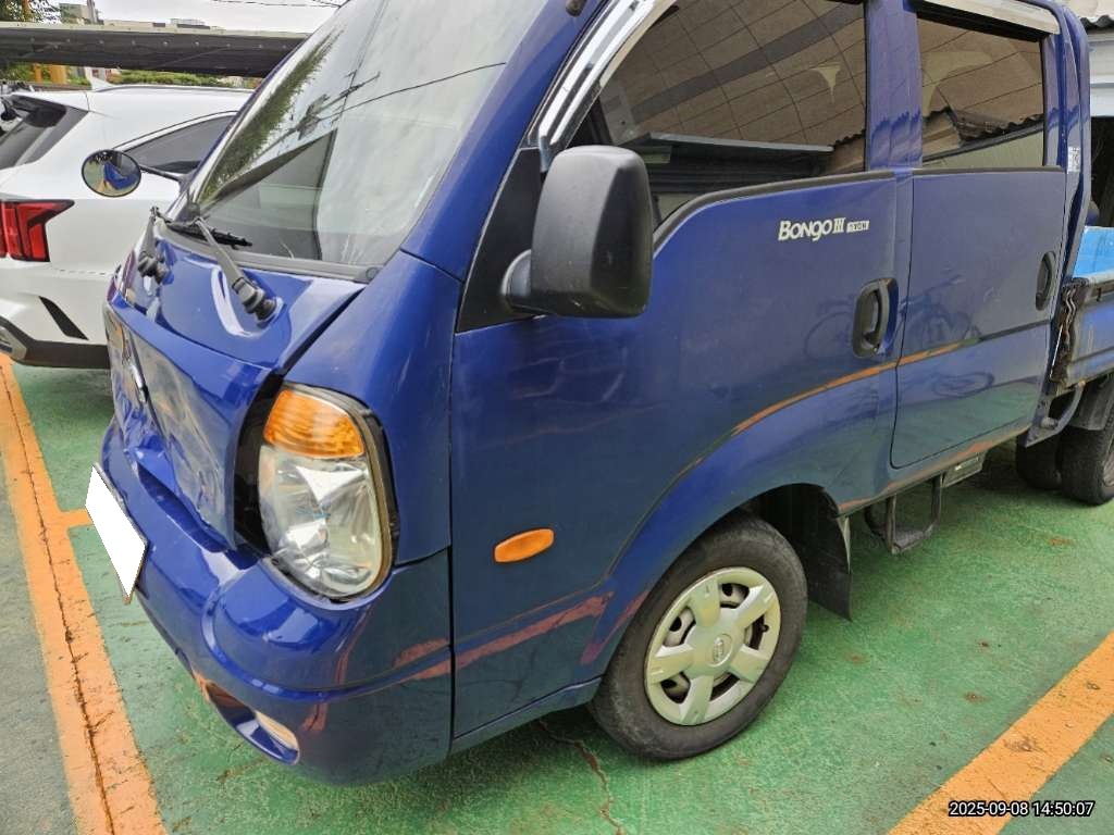 2009 Bongo 3 1.0 ton double cab (CRDi) GLX (409956) pre-producted