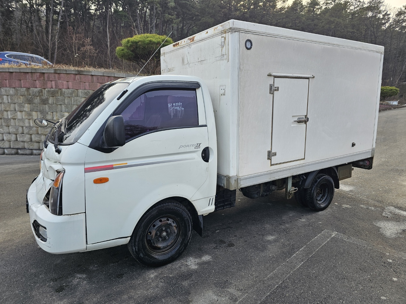 2014 Porter 2 1.0 ton regular cab (CRDi) (S/N: 001153)