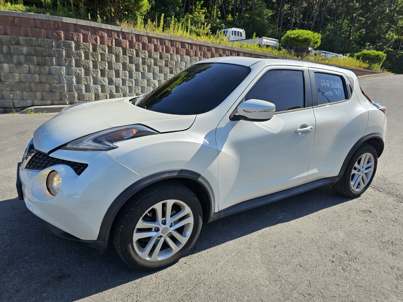 2015 Nissan Juke 1.6 SV (S/N: 100276)