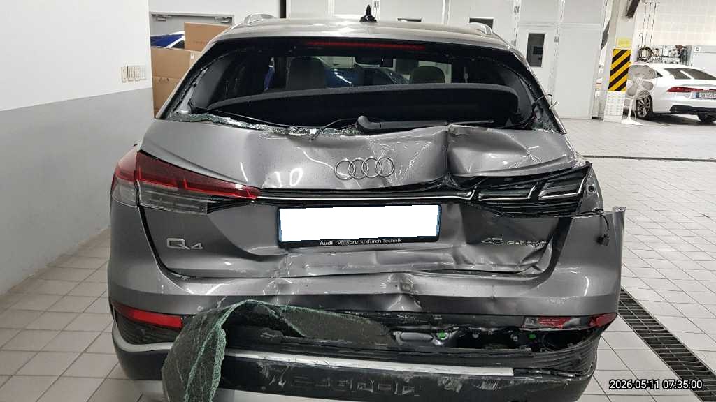 [SOLDOUT]2025 Audi Q4 e-tron 45 (069450) pre-producted