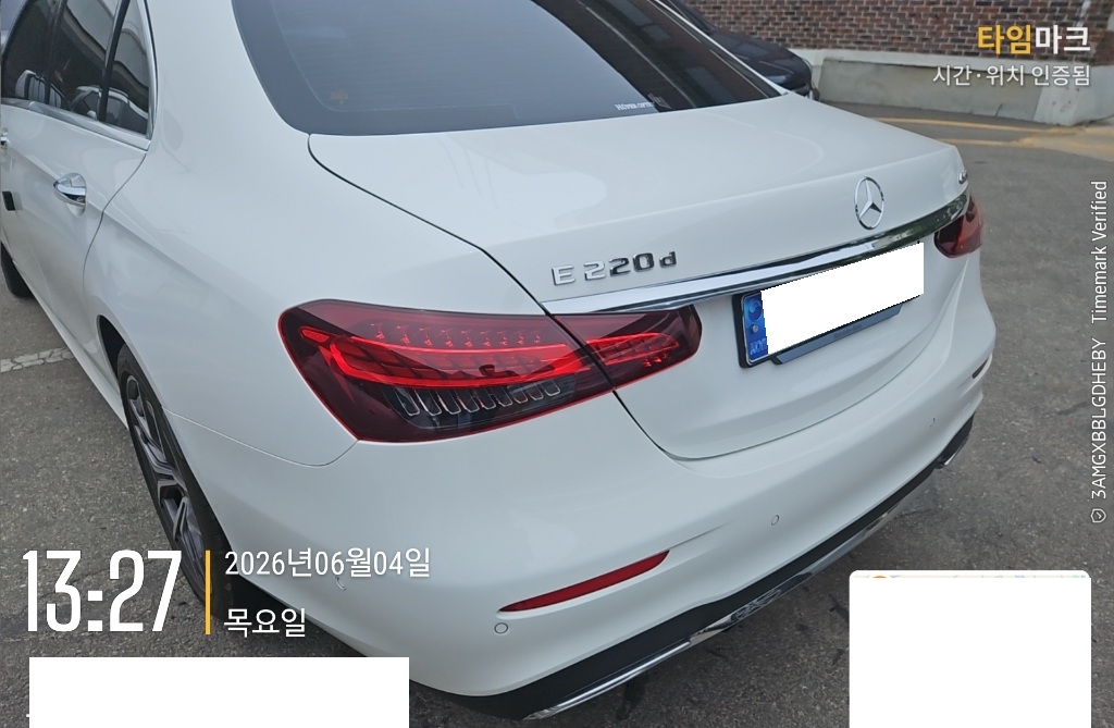 2023 Benz E-Class W213 E220d 4MATIC AMG (175234) pre-producted