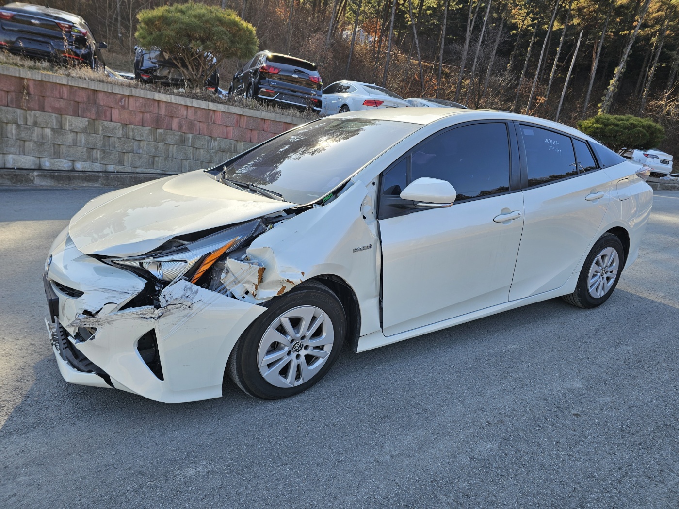 2016 Toyota Prius 4th generation 1.8 E (S/N: 528341)