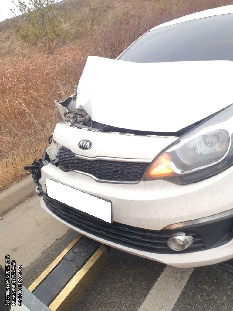 2015 The New Pride 4DR 1.6 GDI Luxury (530813) pre-producted