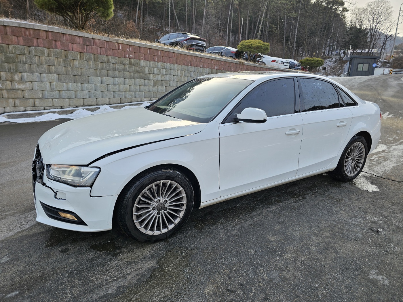 [SOLDOUT]2013 Audi New A4 2.0 TDI (S/N: 039332)