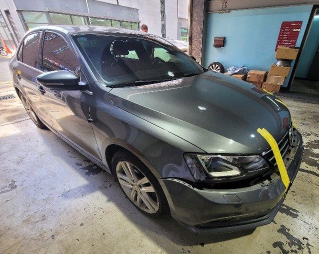 2015 Volkswagen New Jetta 2.0 TDI BMT Premium (016906) pre-producted