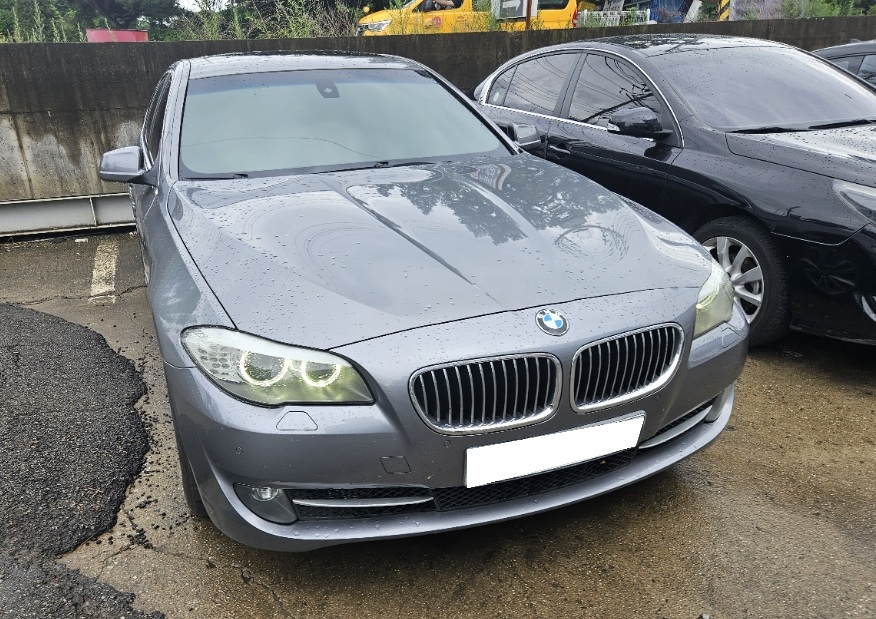 2012 BMW 5 Series (F10) 520d (X11538) pre-producted