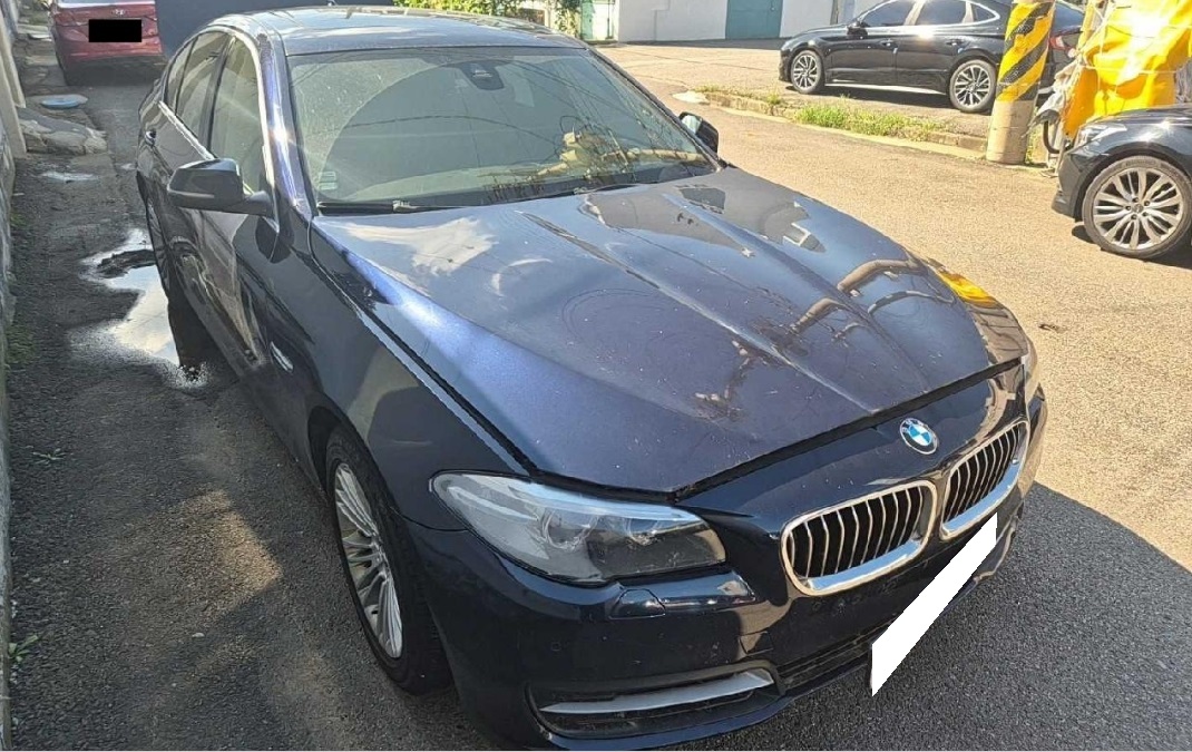 2015 BMW 5 Series (F10) 520d Luxury Plus (063450) pre-producted
