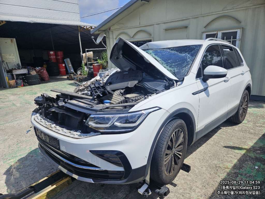 2022 Volkswagen Tiguan (2nd gen) 2.0 TDI Premium (505378) pre-producted