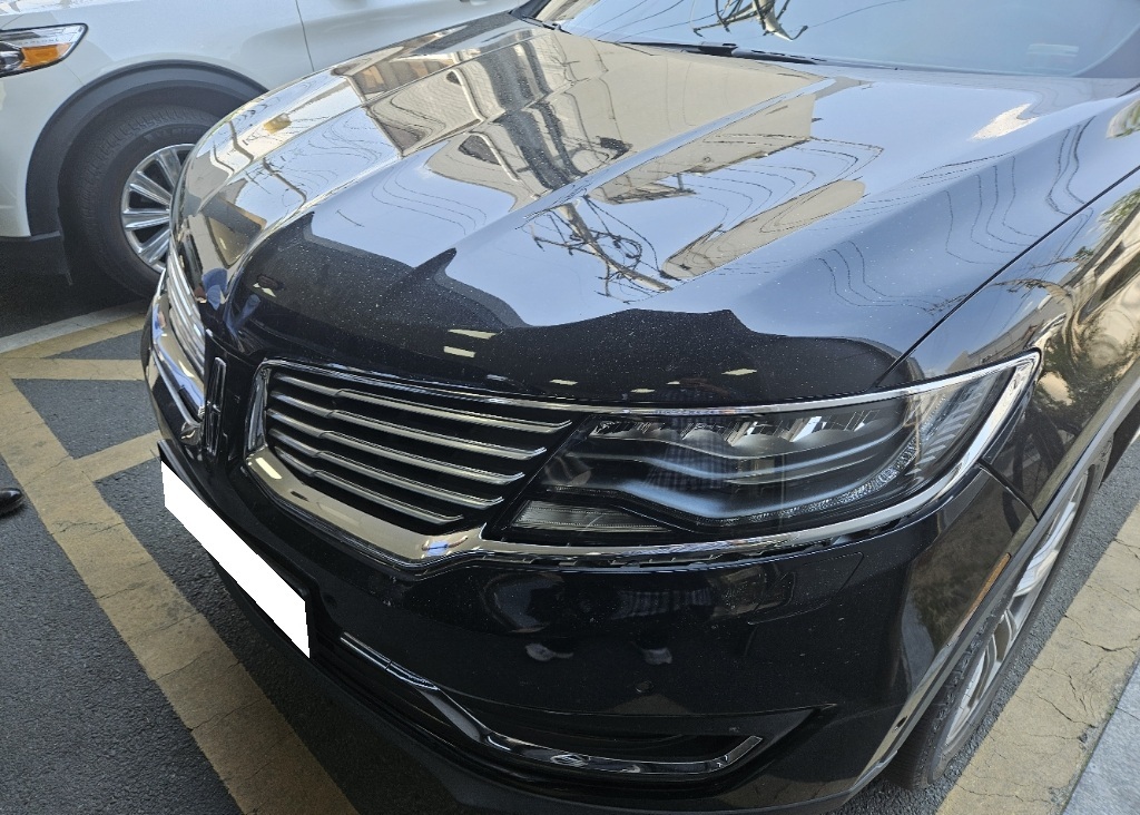 2016 Lincoln MKX 2nd Gen 2.7 AWD Reserve (L25323) pre-producted
