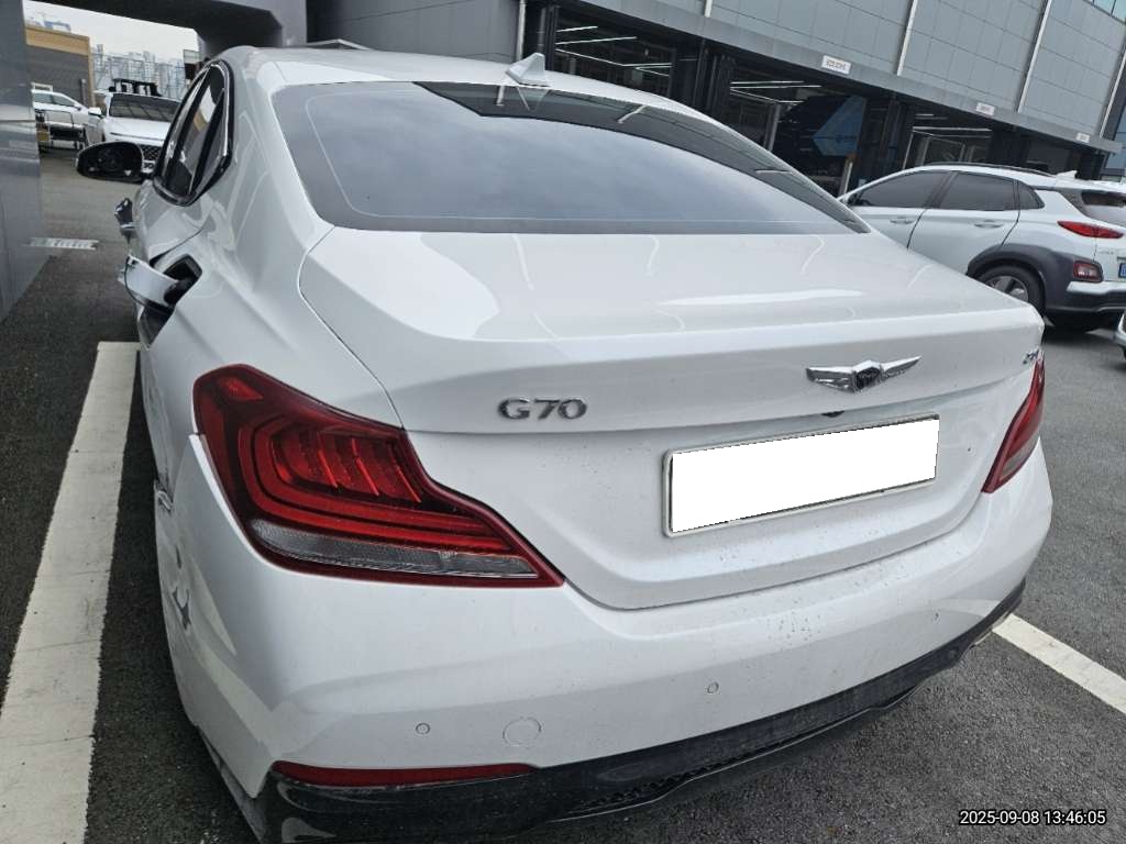 2019 Genesis G70 2.0T Elite (052157) pre-producted