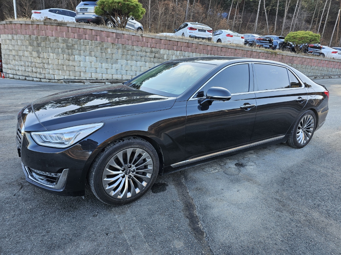 2018 Genesis EQ900 5.0 GDI AWD Prestige (S/N: 046622)