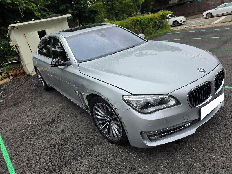 2014 BMW 7 Series (F01) 750 Li xDrive (185185) pre-producted