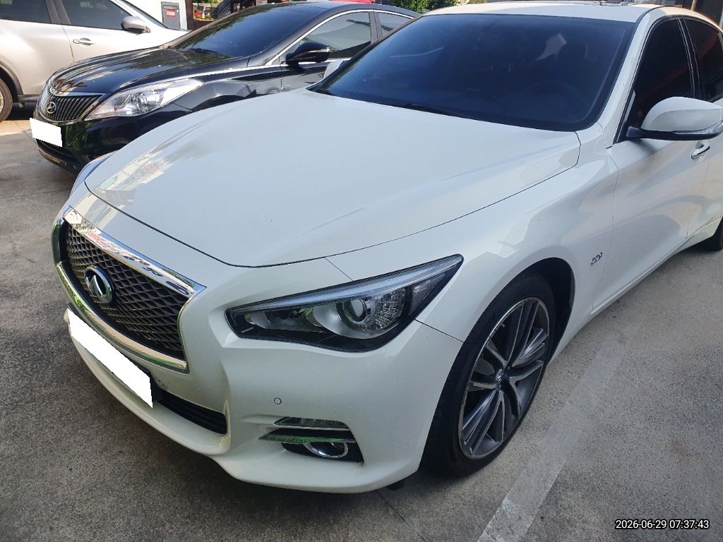 2015 Infiniti Q50 2.2D (530543) pre-producted