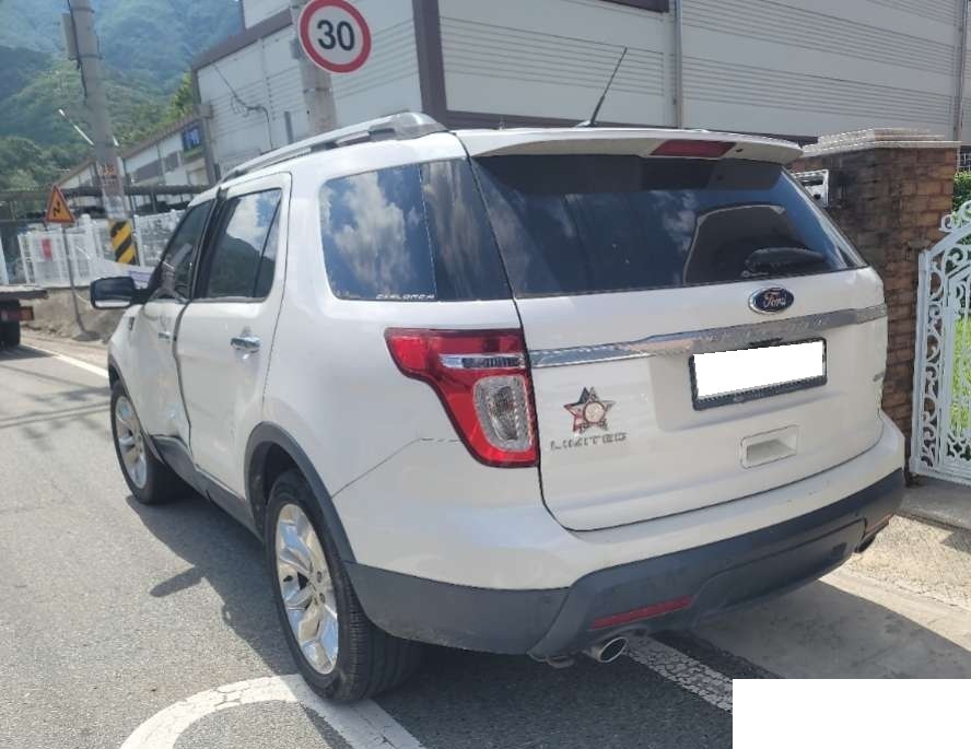 2014 Ford Explorer 3.5 Limited 4WD (A35389) pre-producted