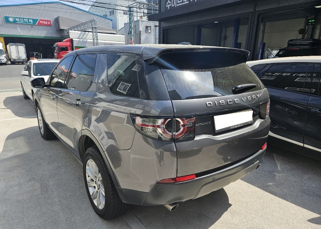 2016 Land Rover Discovery Sport 2.0 TD4 HSE Luxury (555840) pre-producted